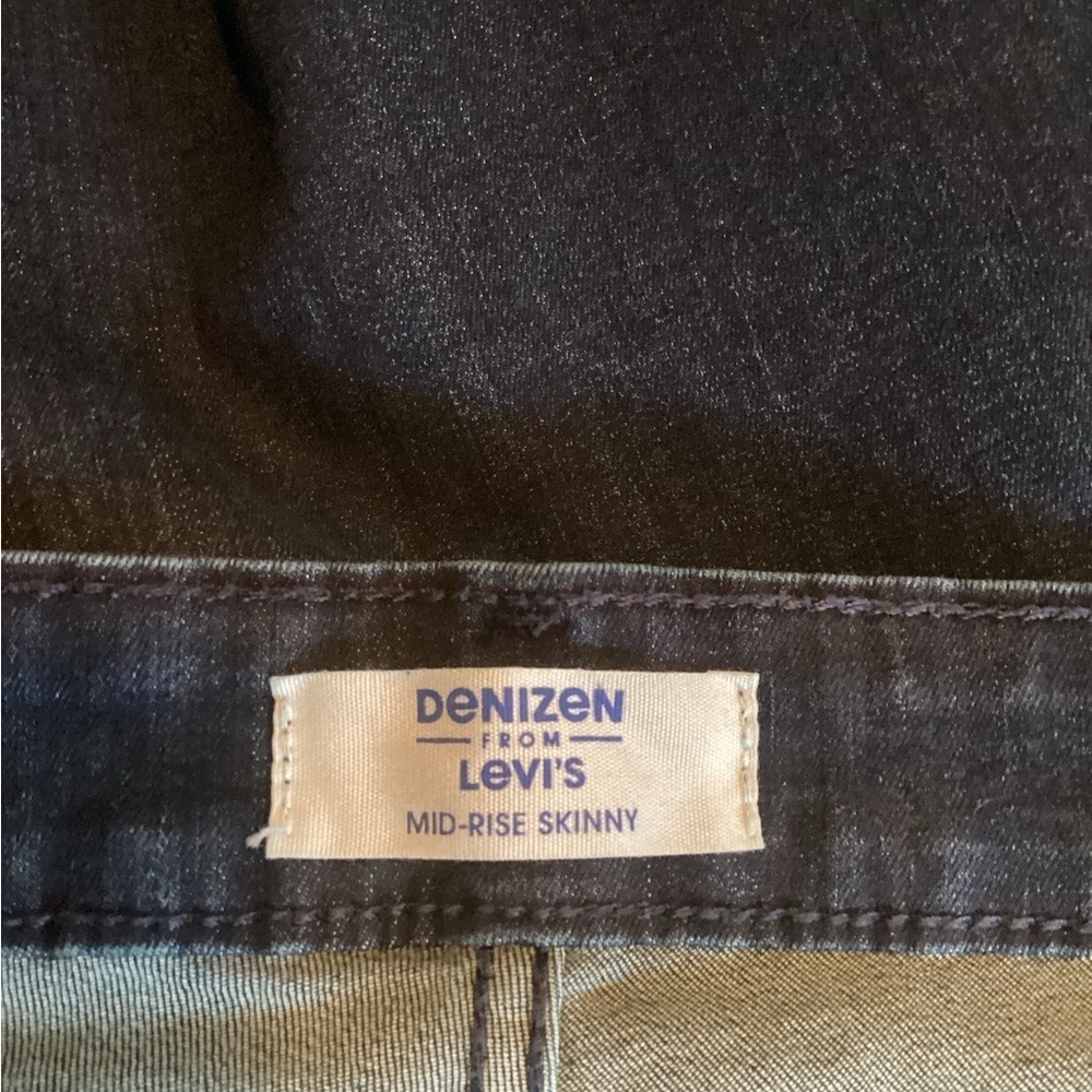 Denizen from Levi's Dark Indigo Skinny Mid Rise Jeans Plus Size 18 - Picture 10 of 12